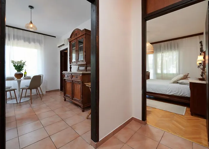 Zen Garden Sew View Apartamento Trogir